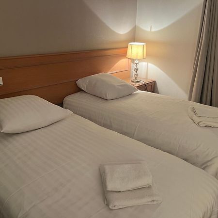 Hotel Le Roosevelt 日韦 外观 照片